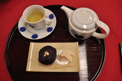 あったかCafe 深蒸し茶と和菓子のセット