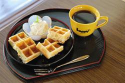 re.lappycafeopen202505-10.jpg
