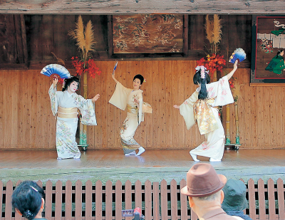 http://www.u-genki.jp/geiko_odori.jpg