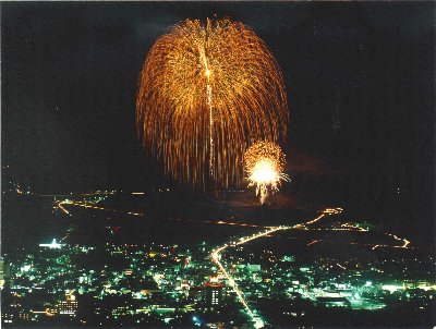 http://www.u-genki.jp/re.ureshinoonsenhanabi2.jpg